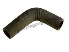 發(fā)動(dòng)機(jī)出水管